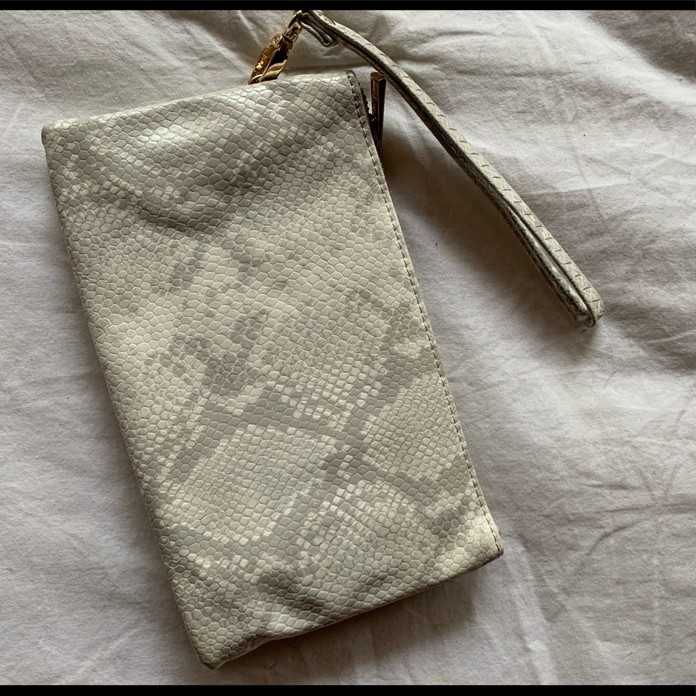 snakeskin wristlet